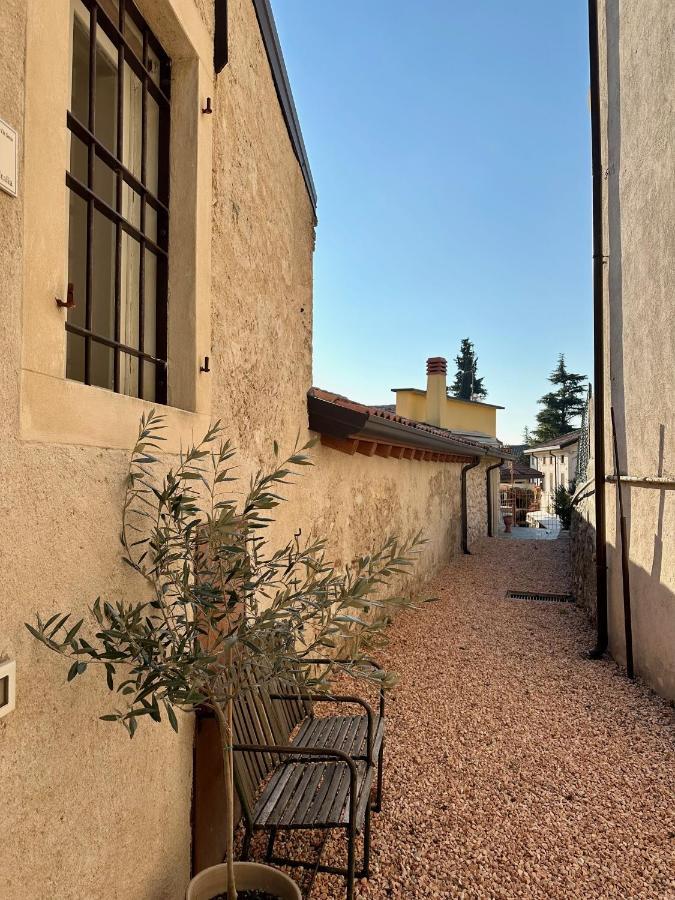 Locanda Dell'Oleificio Mezzane di Sotto Exterior foto